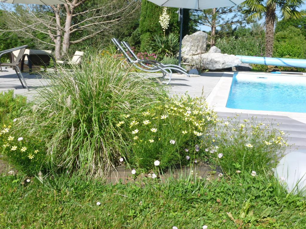 Théminettes Au Mas De Gamet Bed & Breakfast エクステリア 写真